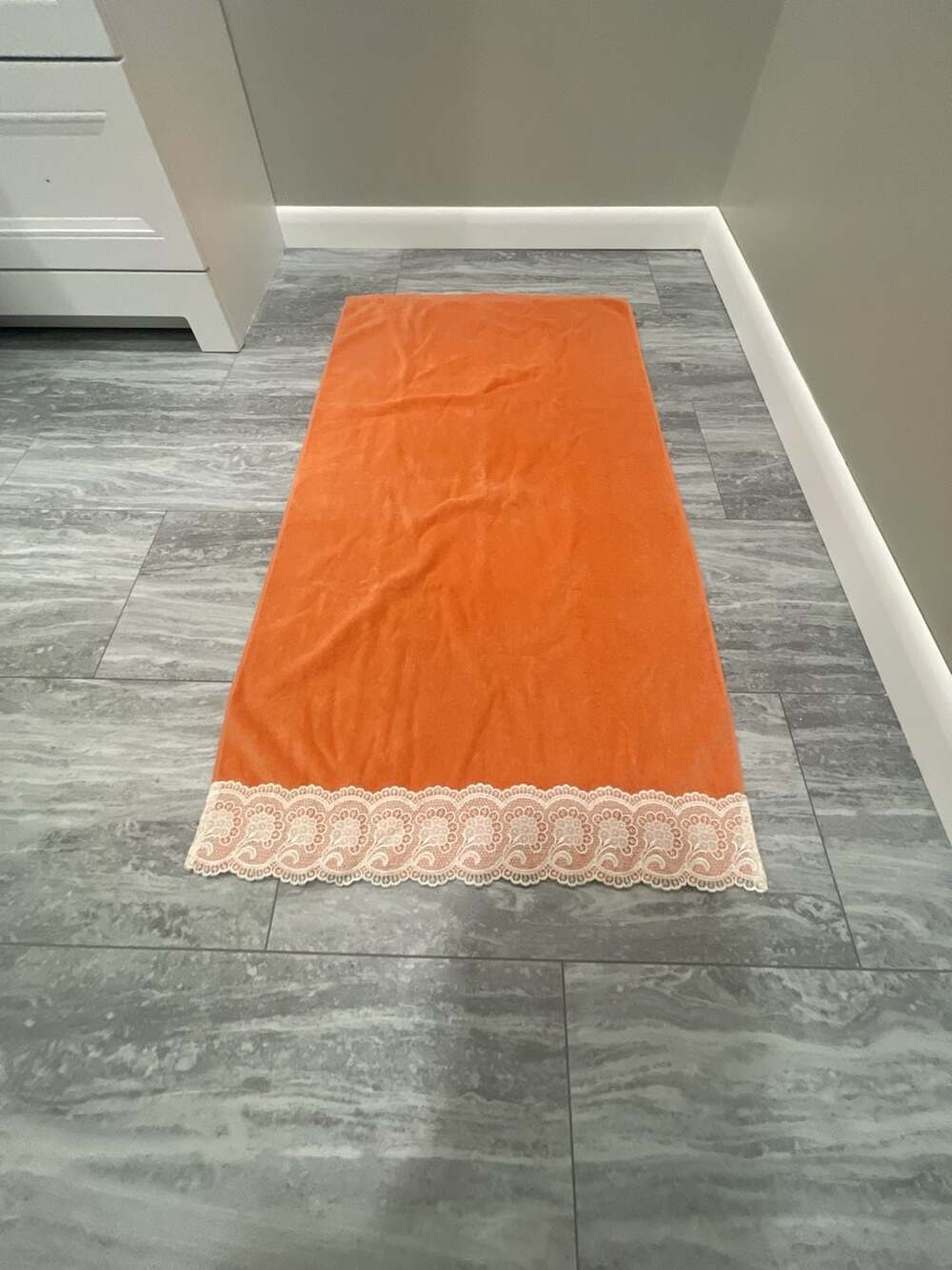 Vintage Salisbury House Bath Towel Orange with White Floral Lace Trim